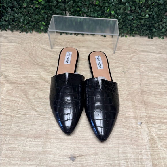 STEVE MADDEN Ally Slip-on Mule In Black - W10 - Picture 4 of 9